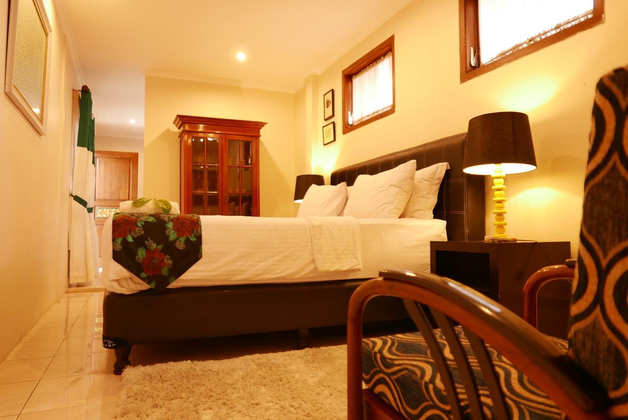 Ciwulan 36 Guest House Bandung Ngoại thất bức ảnh